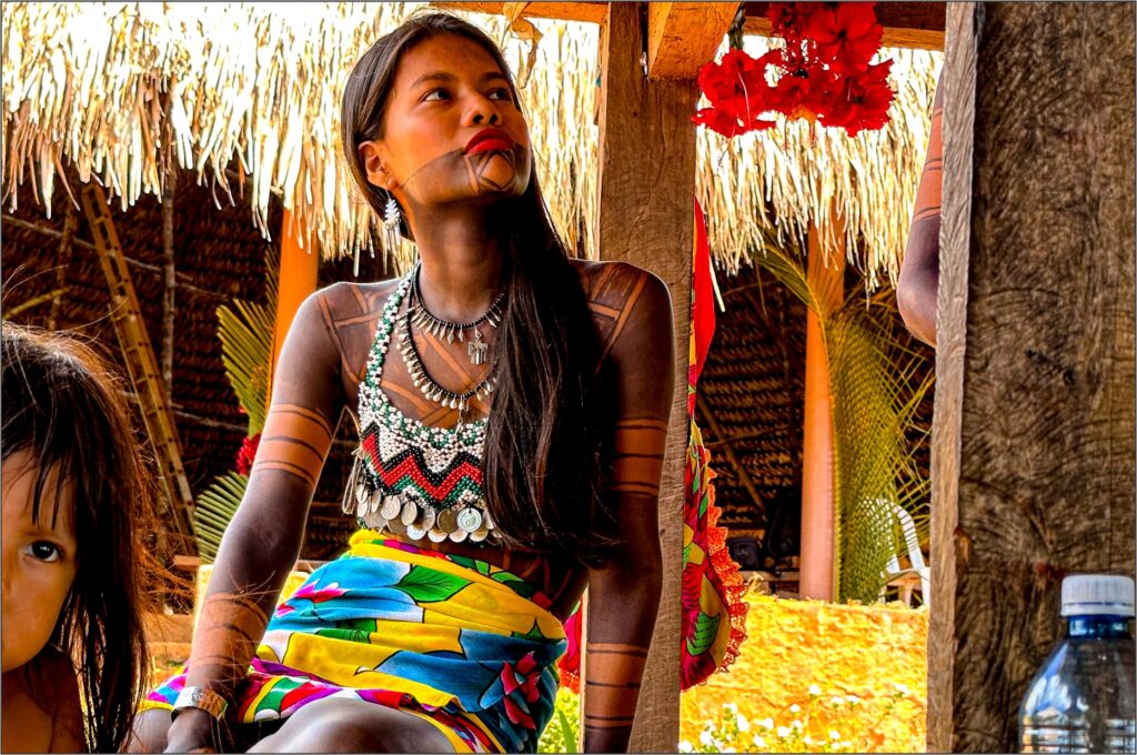 Embera 3